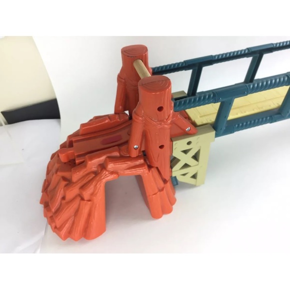 Vintage Thomas Train & Friends Tank Engine Railway Zipline Bridge Misty Island - Picture 2 of 16